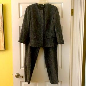Ann Taylor Factory Women's Gray Tweed Two-Piece Suit